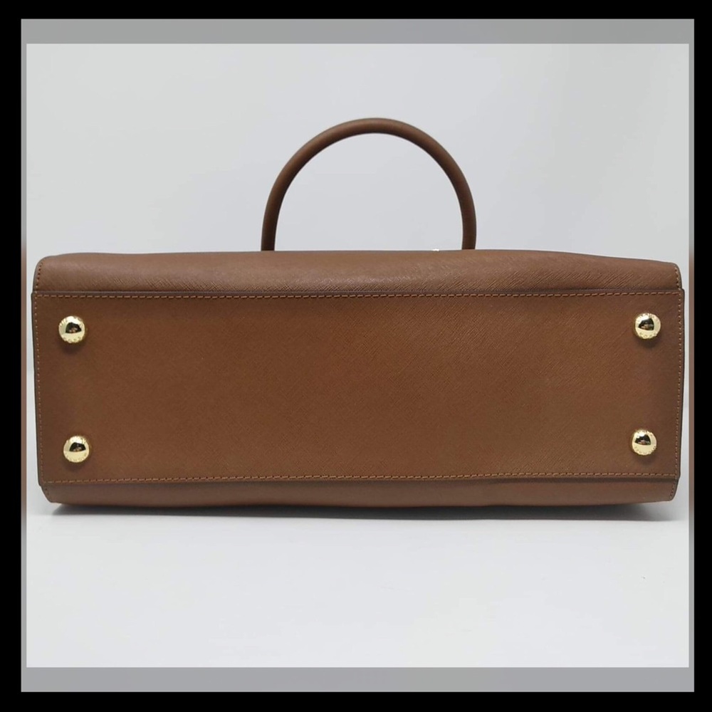 Michael Kors Large Saffiano Leather Tote - Picture 7 of 9